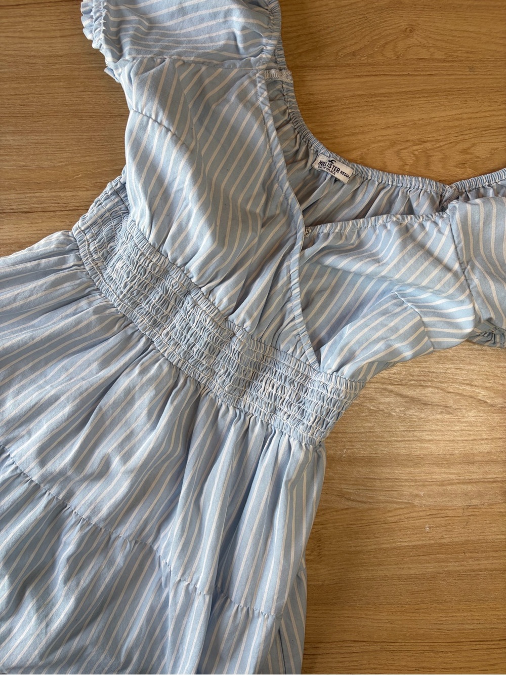 Hollister Blue White Striped Tiered Mini Dress Puff Sleeve Smocked Waist Regular